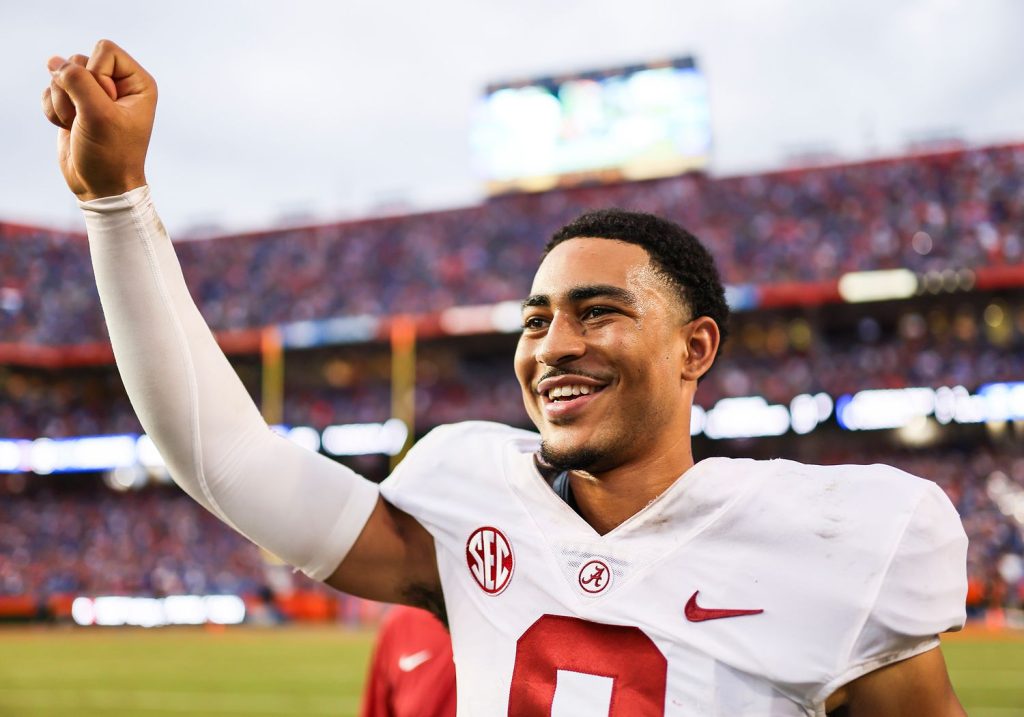 Best Gift Ideas for 21 Year Old Male: Top Picks for 2023