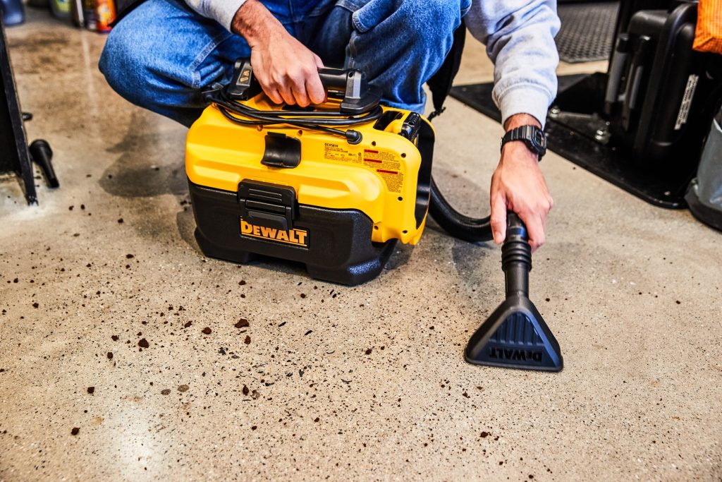 Best Small Shop Vac for Dust Collection: Top Picks for Clean Spaces